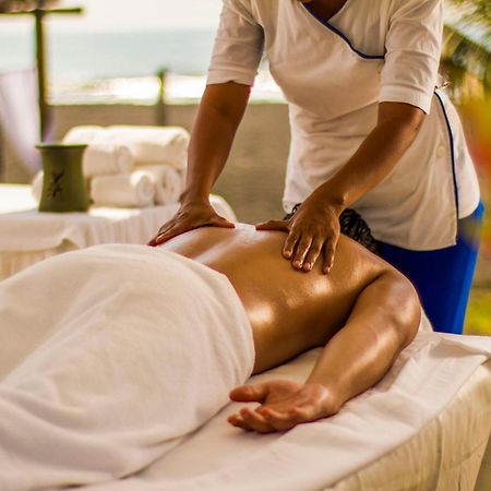 Hotel Soleil Pacifico Chulamar Екстериор снимка